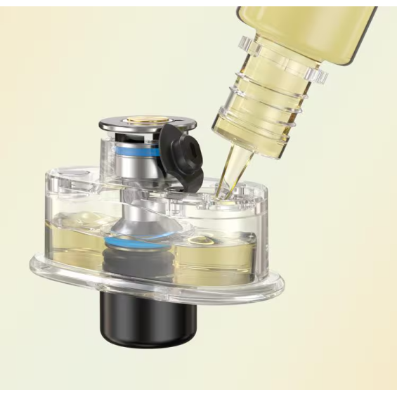 Aspire Cloudflask III Pod dolumu, şeffaf tank ve siyah taban detayı.